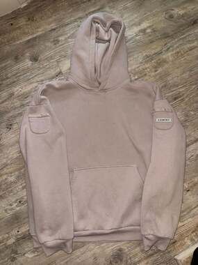COMFRT Travel Essentials Hoodie Taupe Pullover